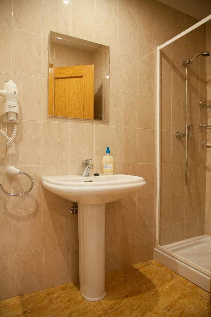 Cumbres De Los Picos Apartamento Los Abedules Poo  Kültér fotó